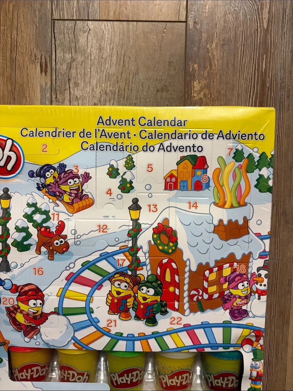 Hasbro Play-Doh Advent Calendar With 24 Accessories 5 Cans Of Modeling Compound